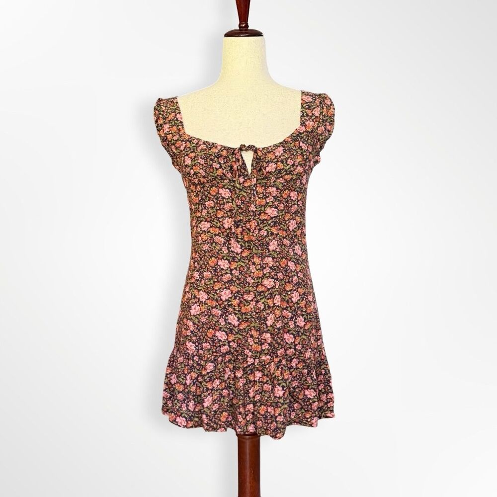 Elodie, Pink Red Navy Floral Ruffle Keyhole Mini Dress, S Milkmaid Cottagecore